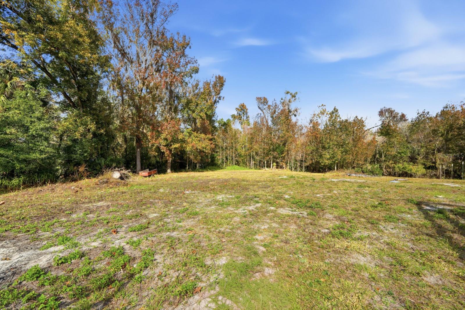 QUIET PLACE IN COUNTRY UNIT 01-04 - Residential