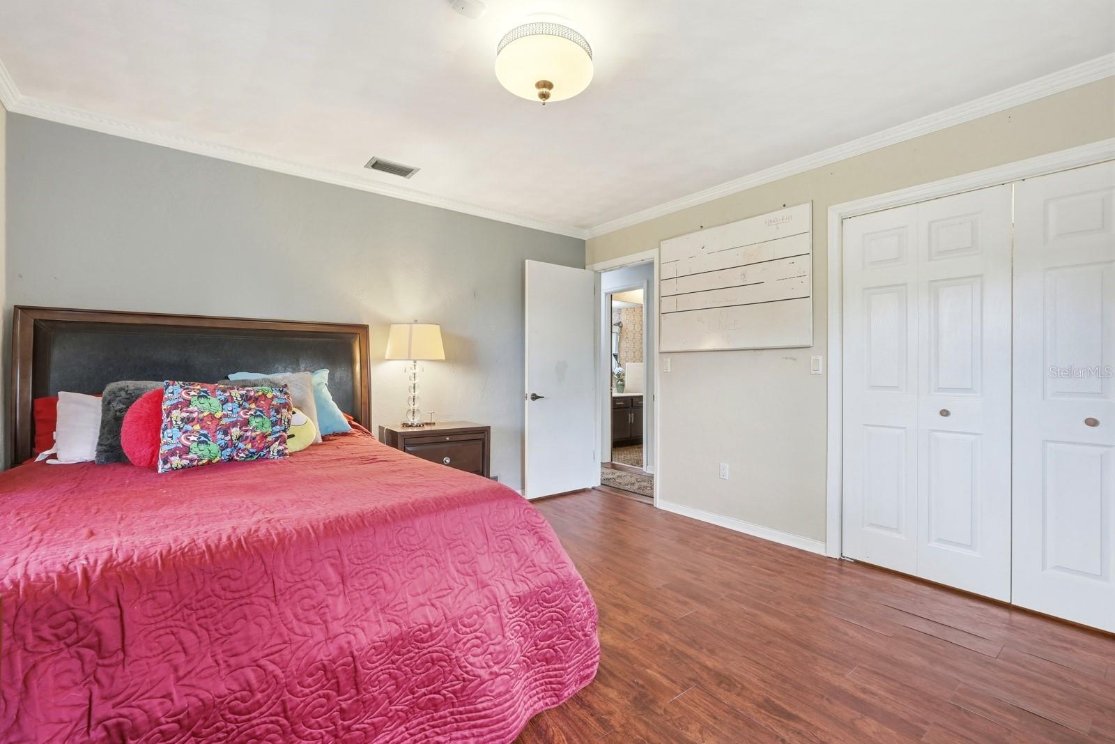 QUIET PLACE IN COUNTRY UNIT 01-04 - Residential