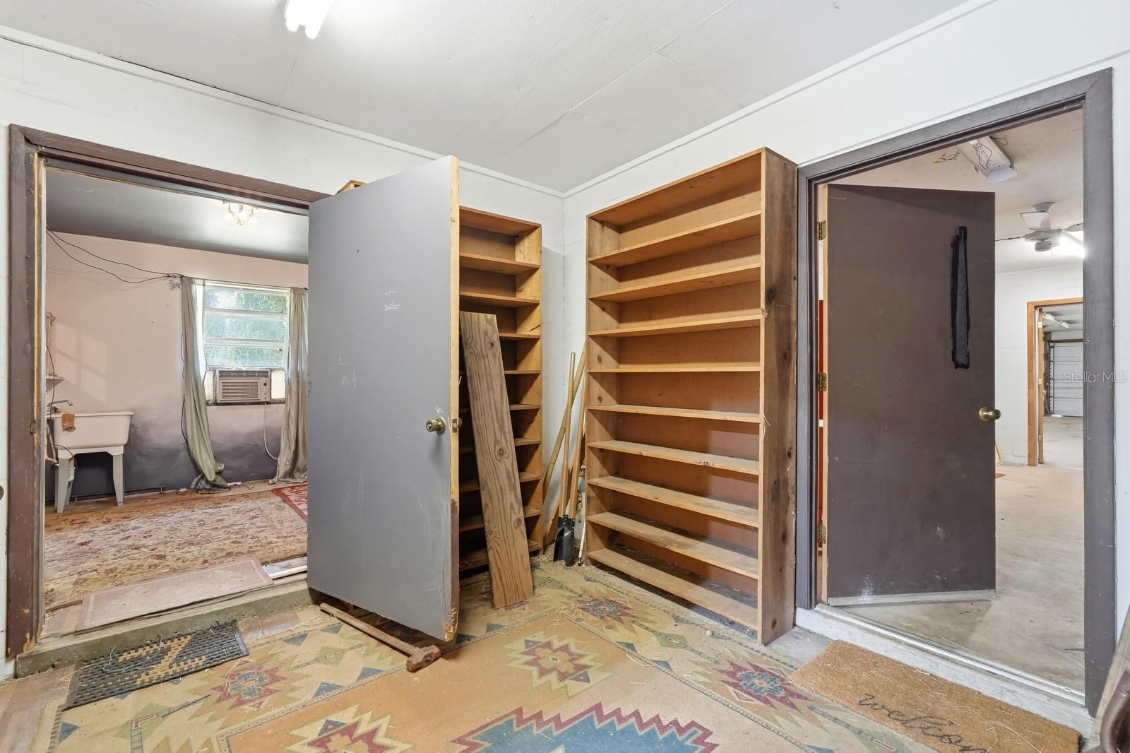 QUIET PLACE IN COUNTRY UNIT 01-04 - Residential