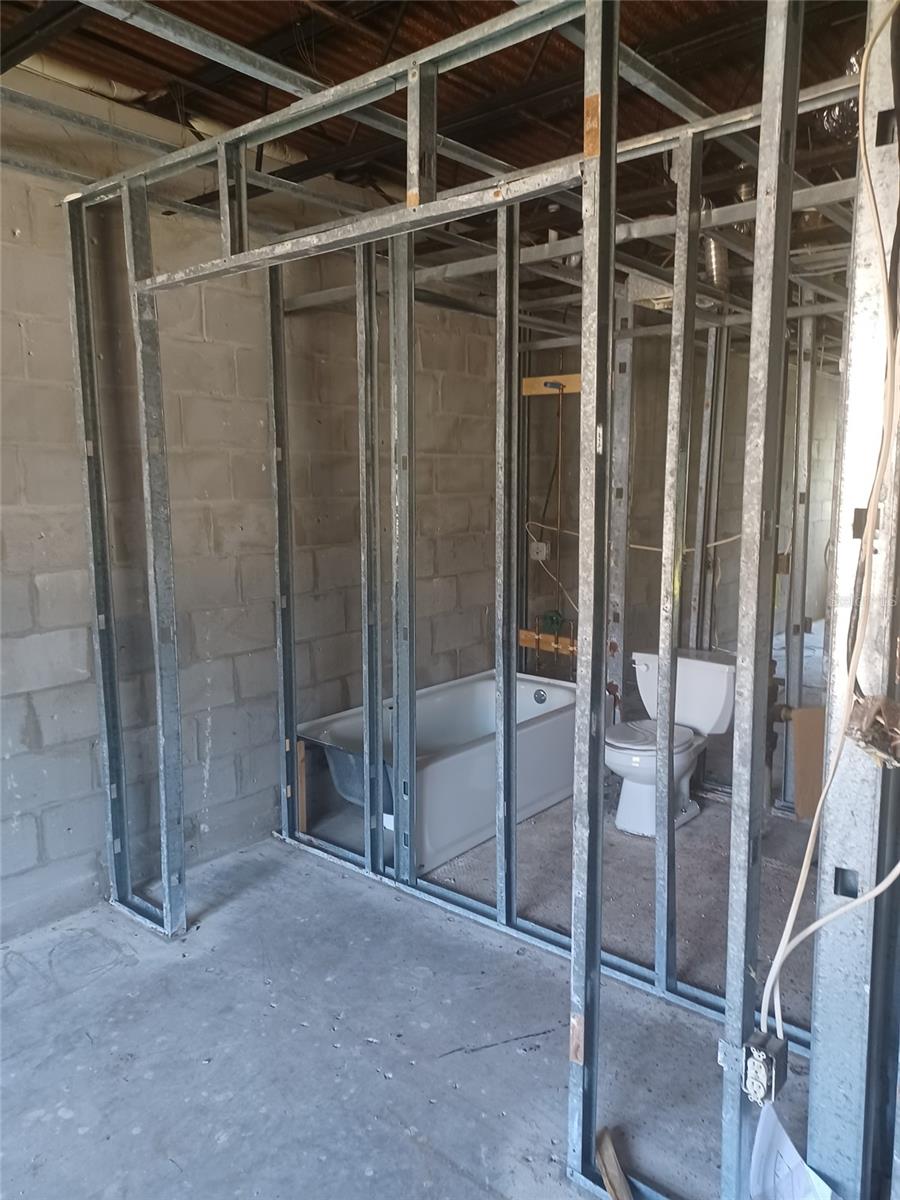 215 S MCMULLEN BOOTH ROAD 181