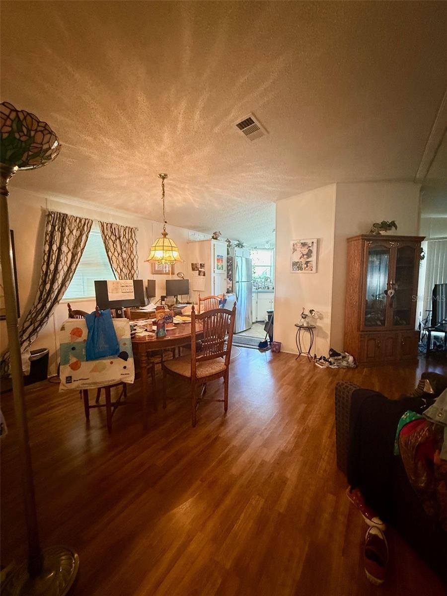 EAST LAKE HARRIS ESTATES - Residential
