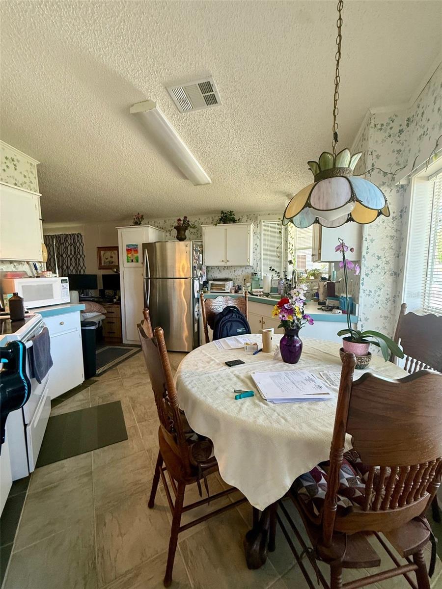 EAST LAKE HARRIS ESTATES - Residential