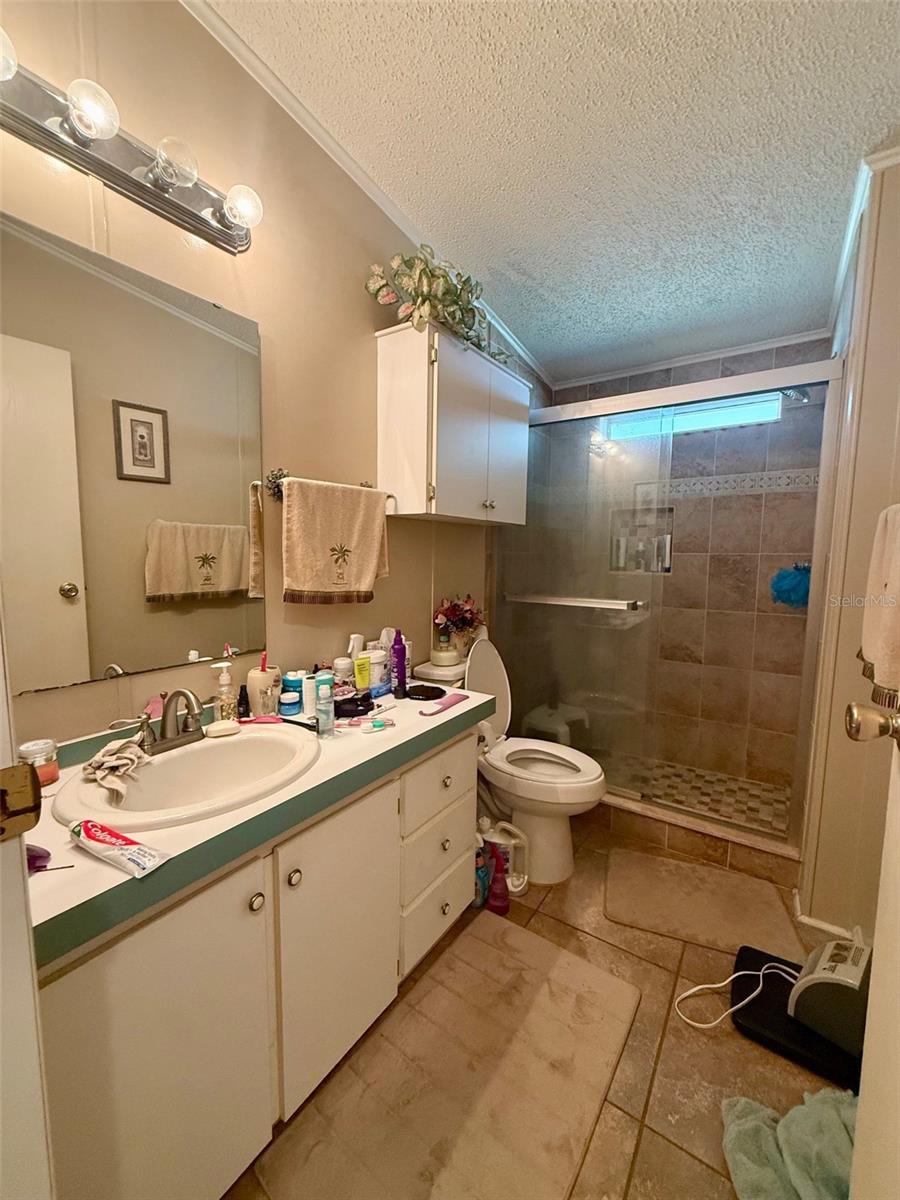 EAST LAKE HARRIS ESTATES - Residential