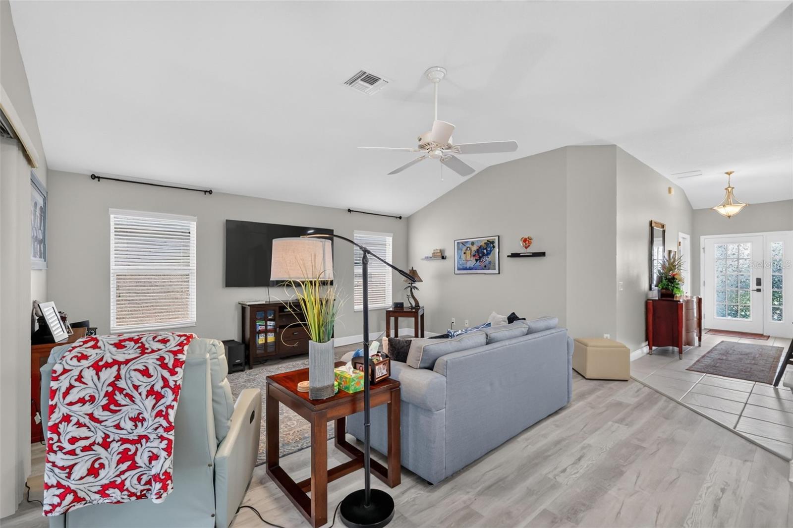 2761 PERSIMMON LOOP