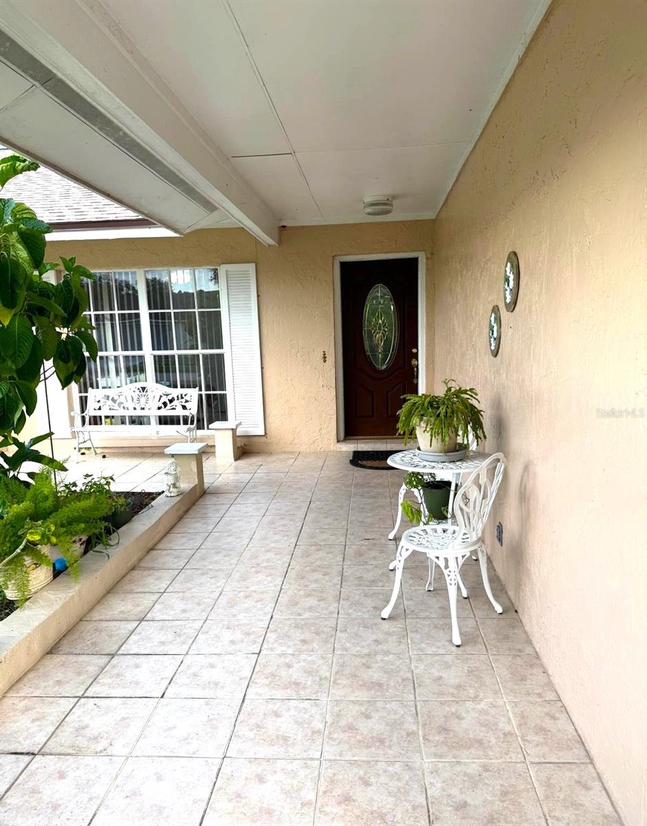 10816 ROUNDVIEW LANE