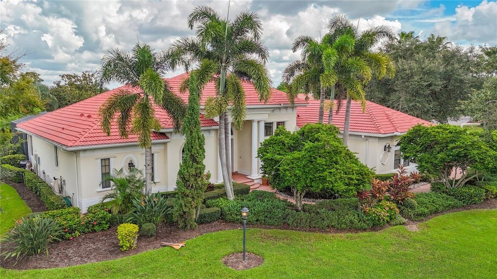 Photo of 7819 Rosehall Cove, Lakewood Ranch, FL 34202 (MLS # A4707666)
