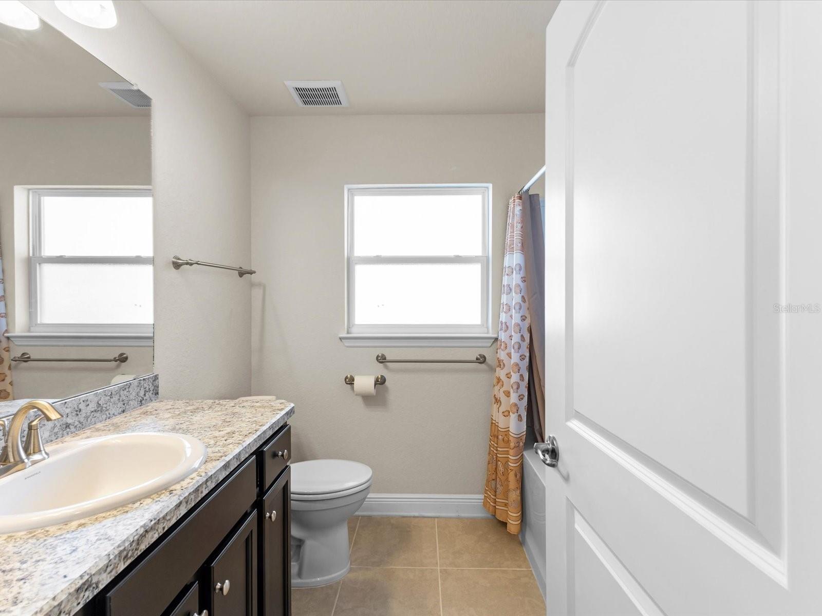 ROYAL HIGHLANDS - Residential