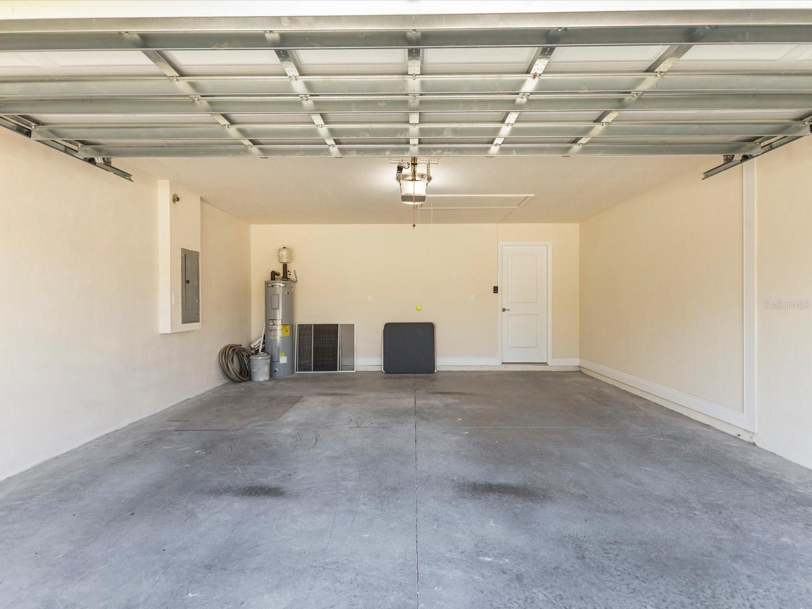 ROYAL HIGHLANDS - Residential