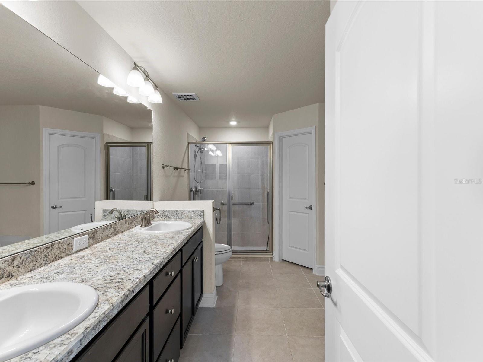 ROYAL HIGHLANDS - Residential