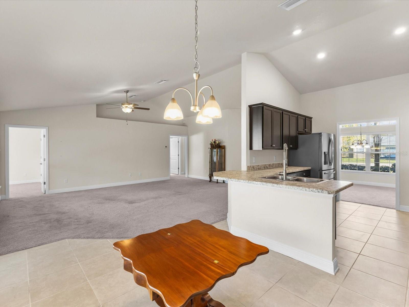 ROYAL HIGHLANDS - Residential