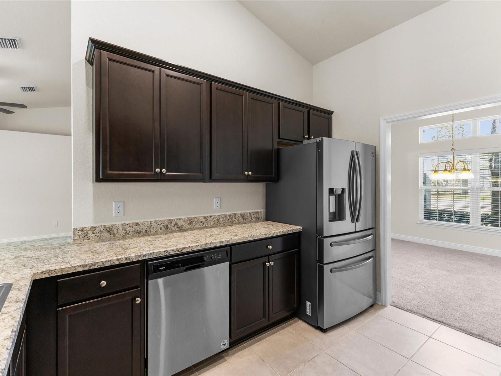 ROYAL HIGHLANDS - Residential