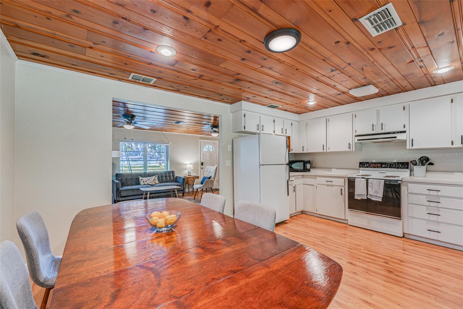 CHASSAHOWITZKA VILLAGE UNIT 03 UNREC - Residential