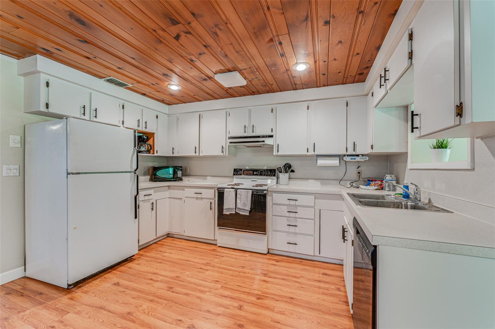 CHASSAHOWITZKA VILLAGE UNIT 03 UNREC - Residential