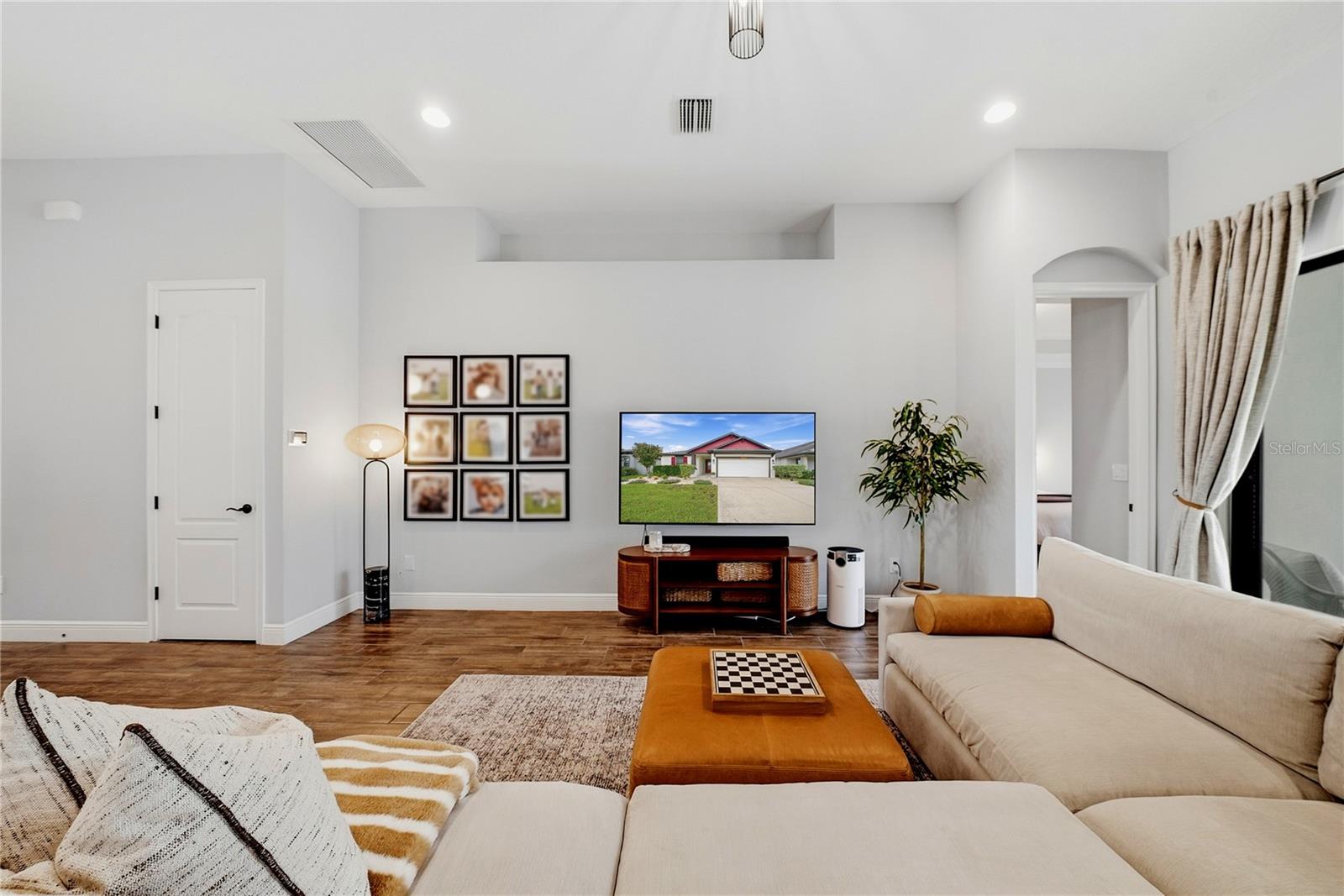 12152 CREEK PRESERVE DRIVE, RIVERVIEW, FL, 33579 4 12152 CREEK PRESERVE DRIVE