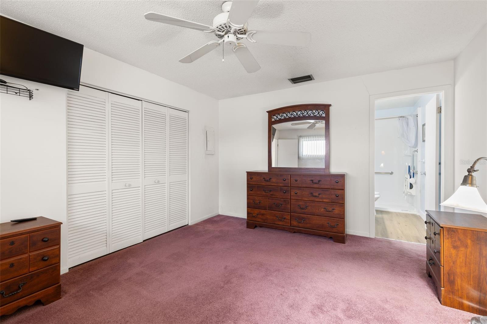 WEST SHORE VILLAGE FIVE PH I - Residential