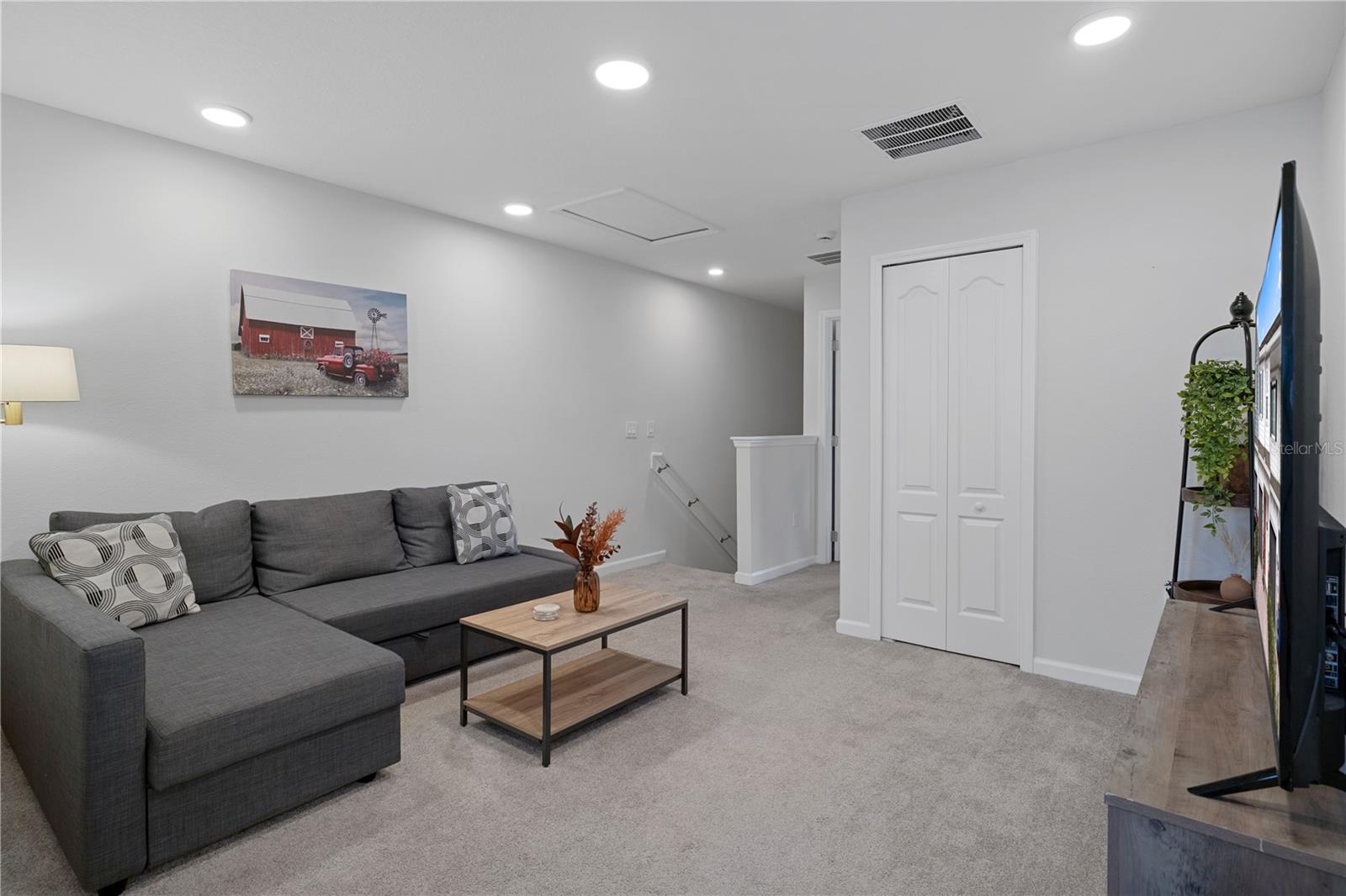 EDEN AT CROSS PRAIRIE - Residential