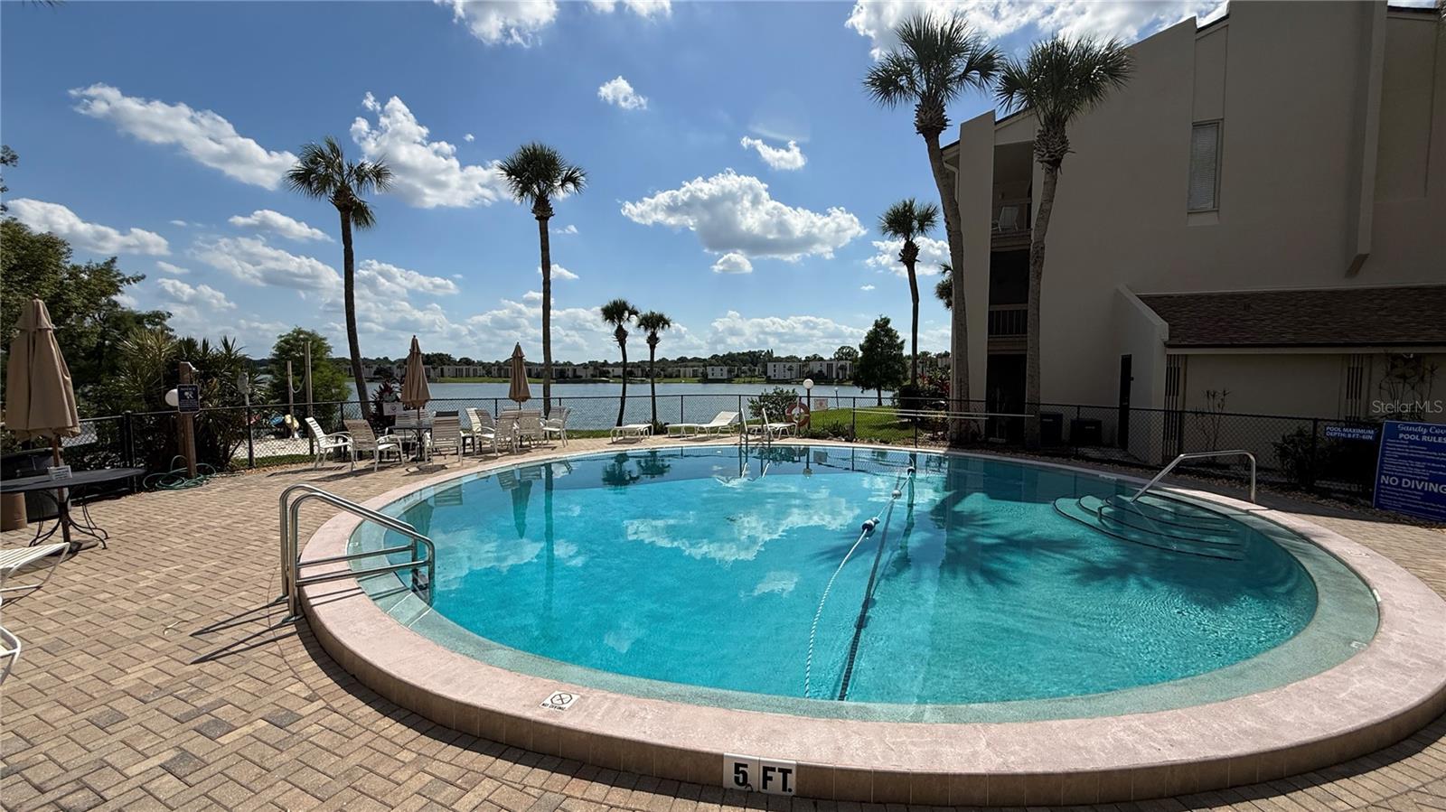 SANDY COVE - Residential