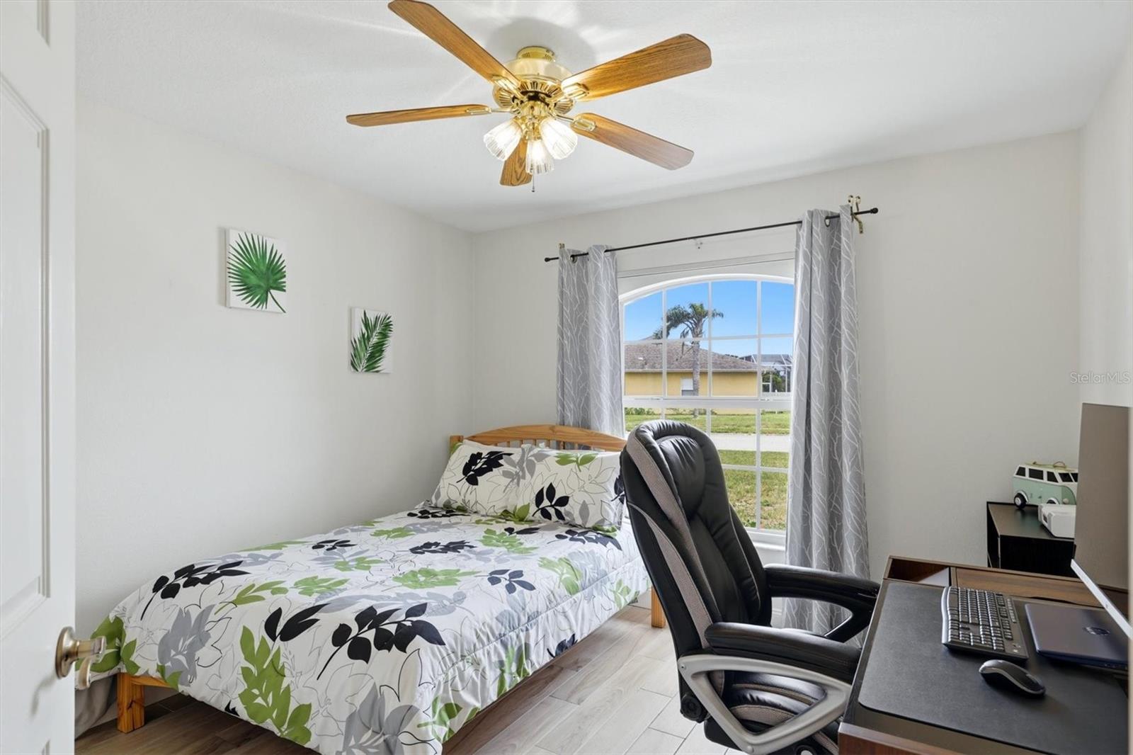 HAMMOCK PLACE - Residential