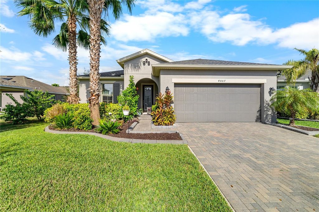 Photo of 4007 Green Sabal Dr, Orlando, FL 32824 (MLS # S5139347)