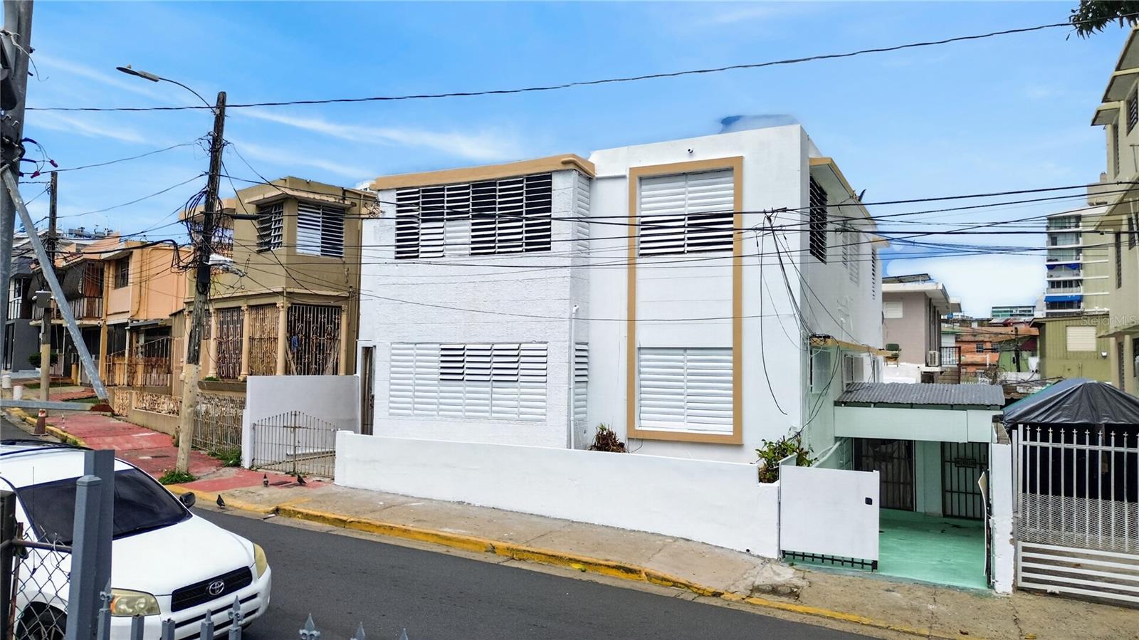 162 LA PLACITA DE SANTURCE, CALLE DOS HERMANOS 7