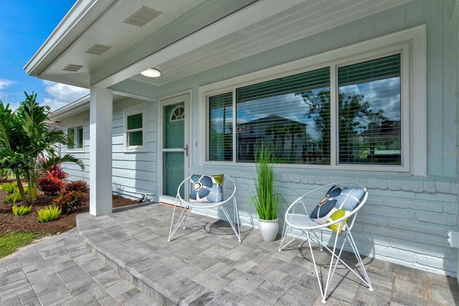 PATRICIA MANOR - Residential Lease