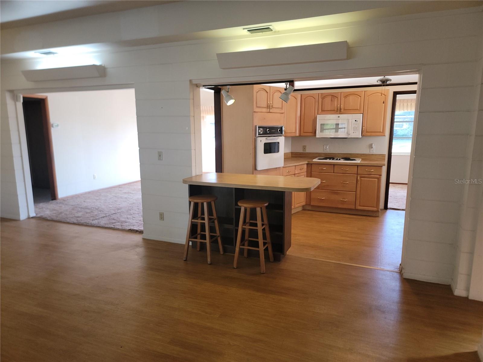 VENICE GARDENS - Residential