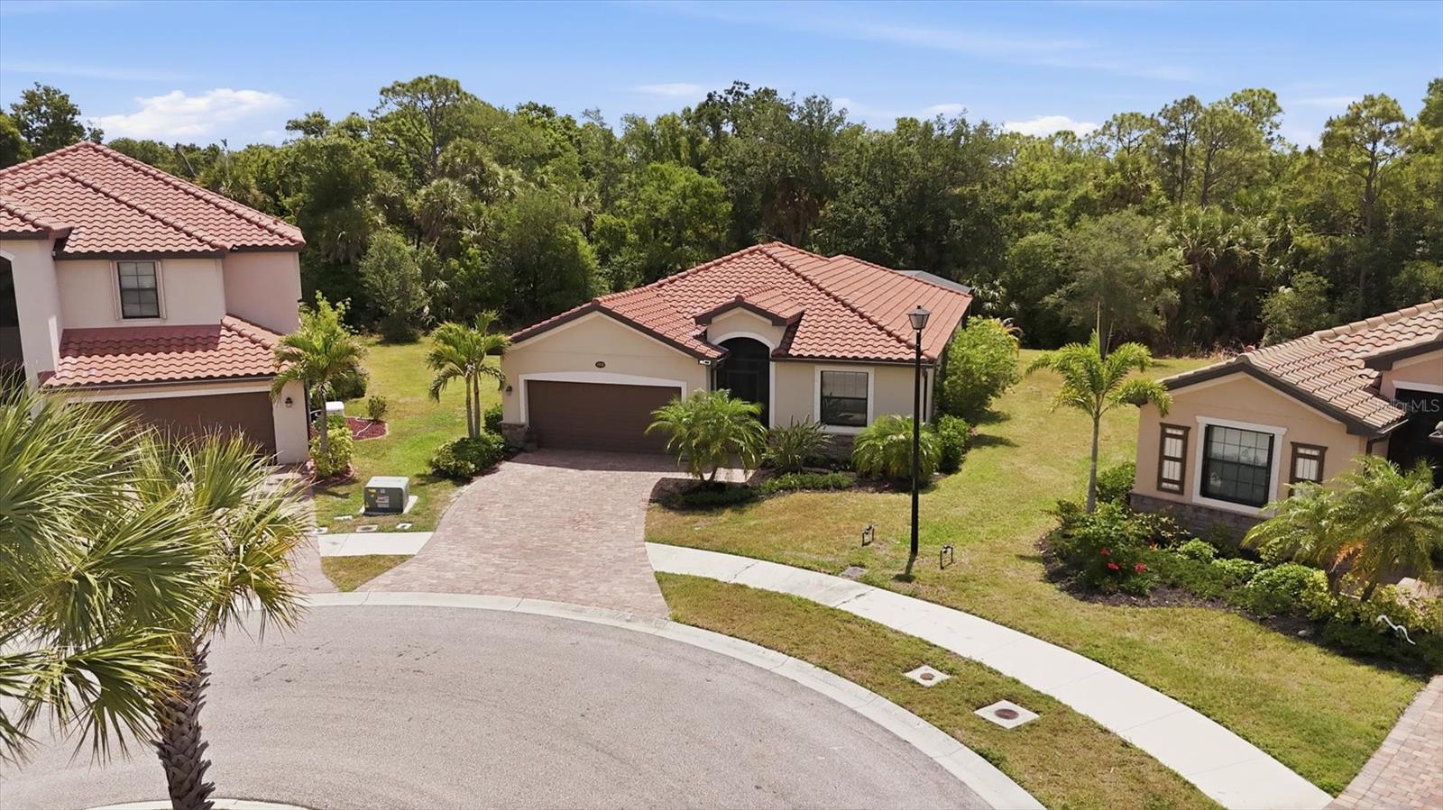 20930 VALORE COURT