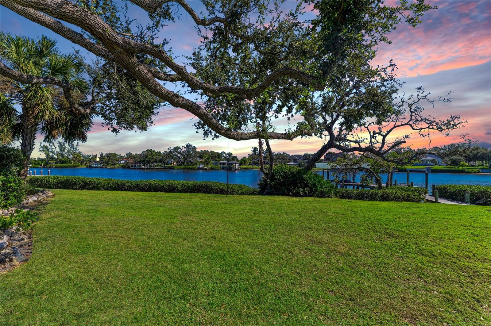 WEST BAYOU - Residential