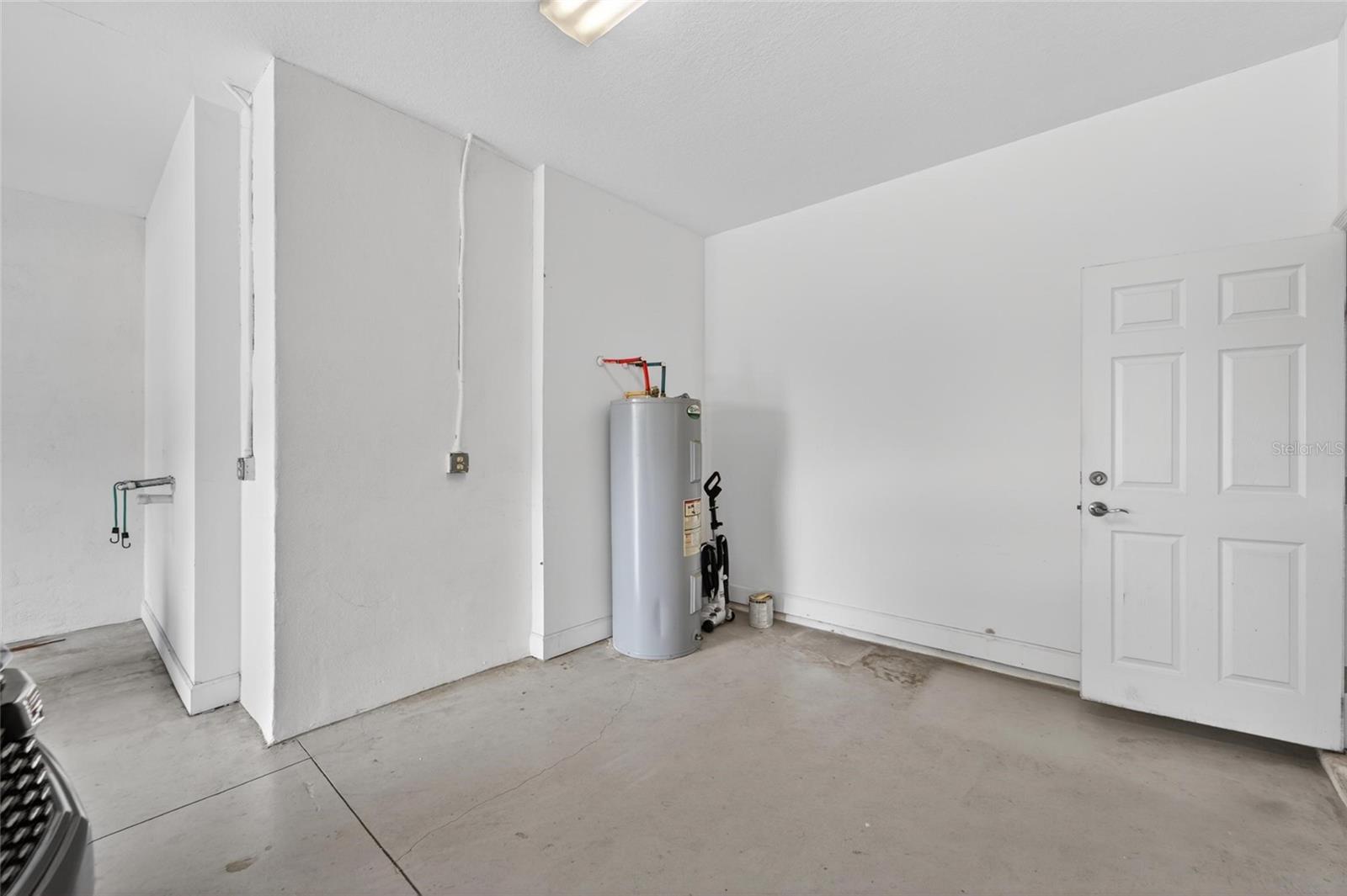 SUN CITY CENTER UNIT 274 & 2 - Residential