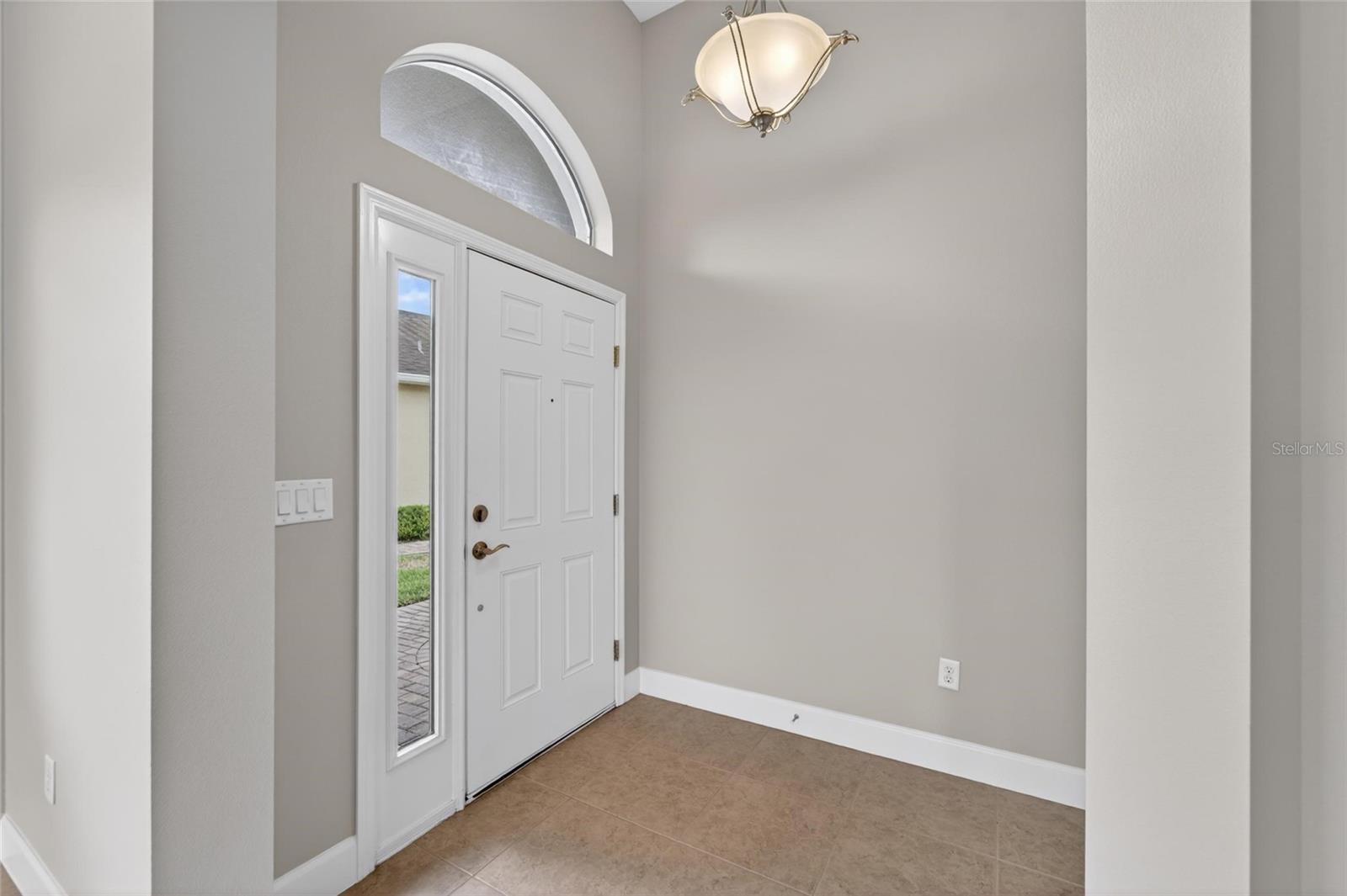 SUN CITY CENTER UNIT 274 & 2 - Residential