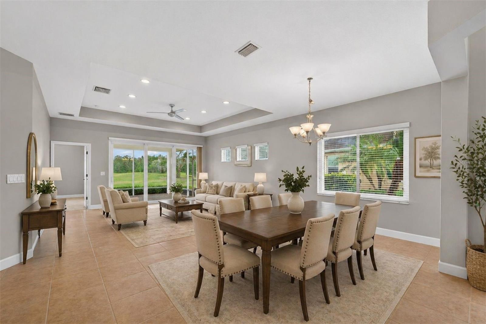 SUN CITY CENTER UNIT 274 & 2 - Residential