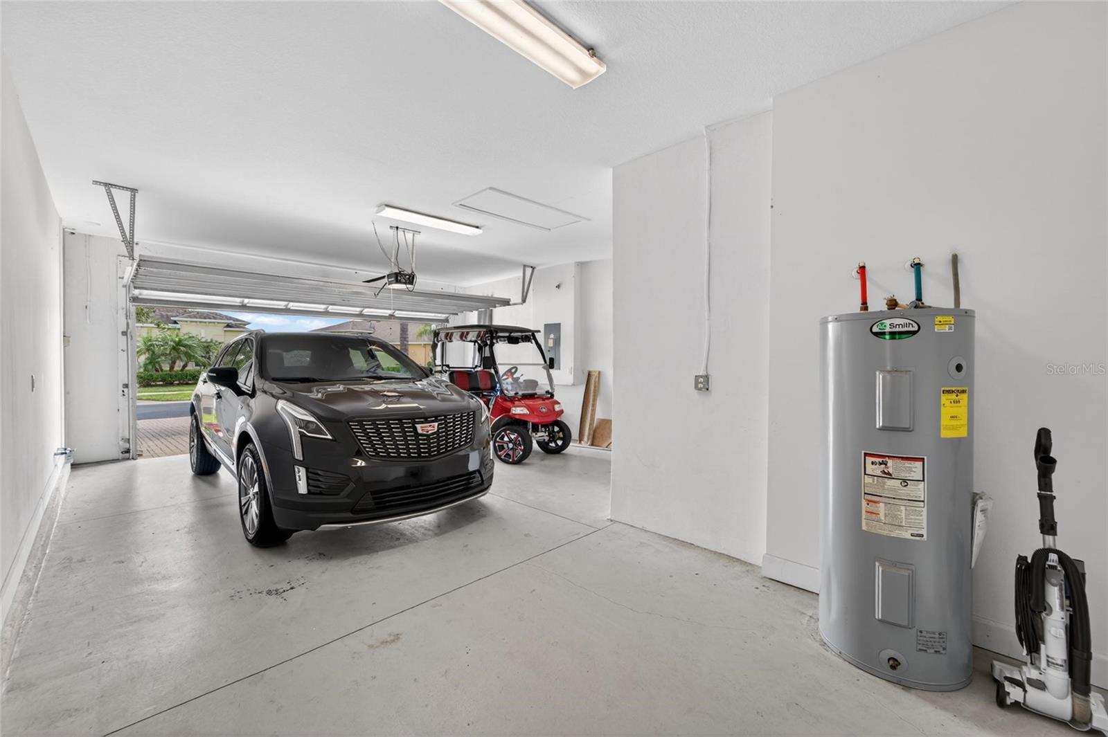 SUN CITY CENTER UNIT 274 & 2 - Residential