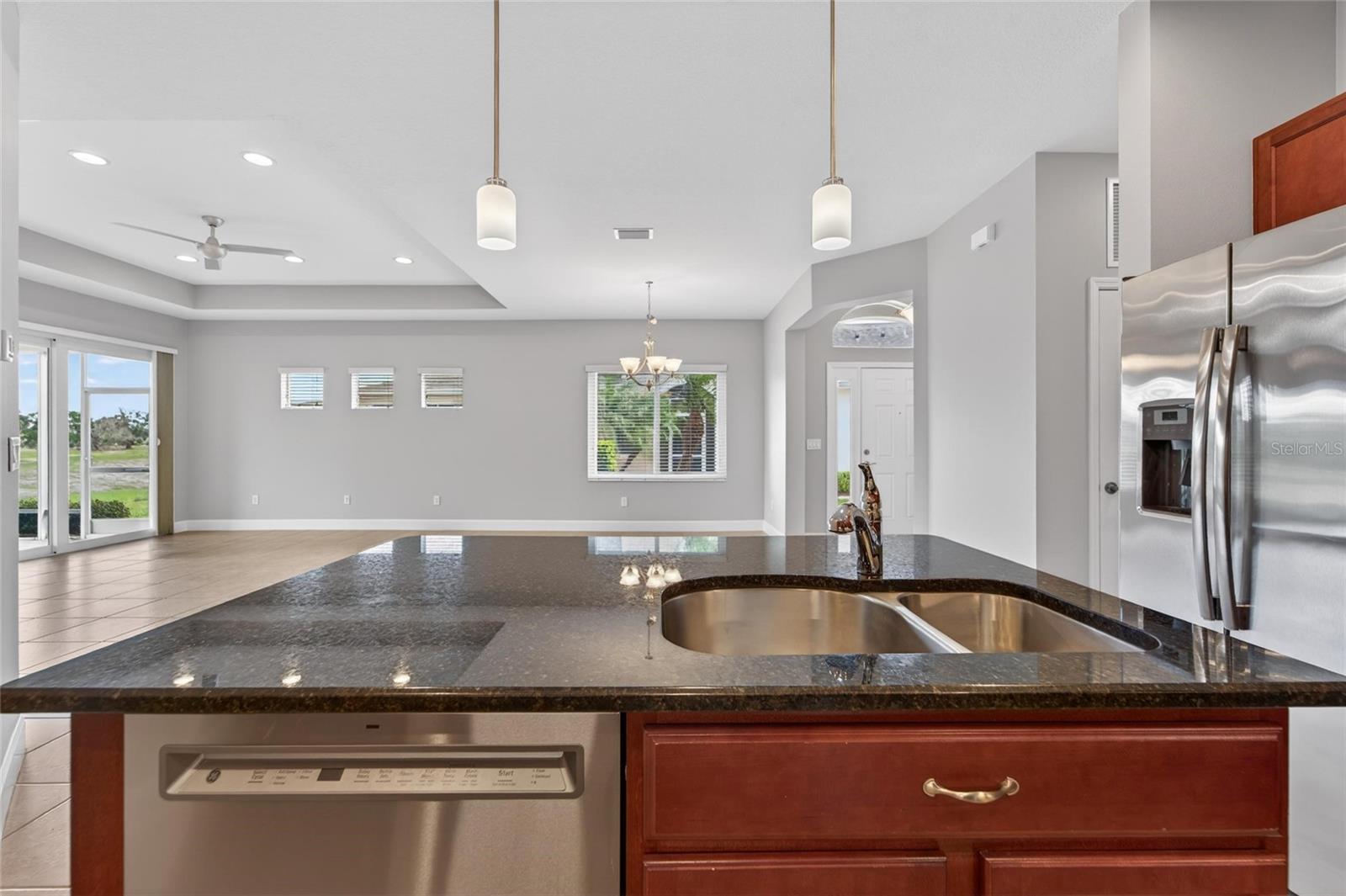 SUN CITY CENTER UNIT 274 & 2 - Residential