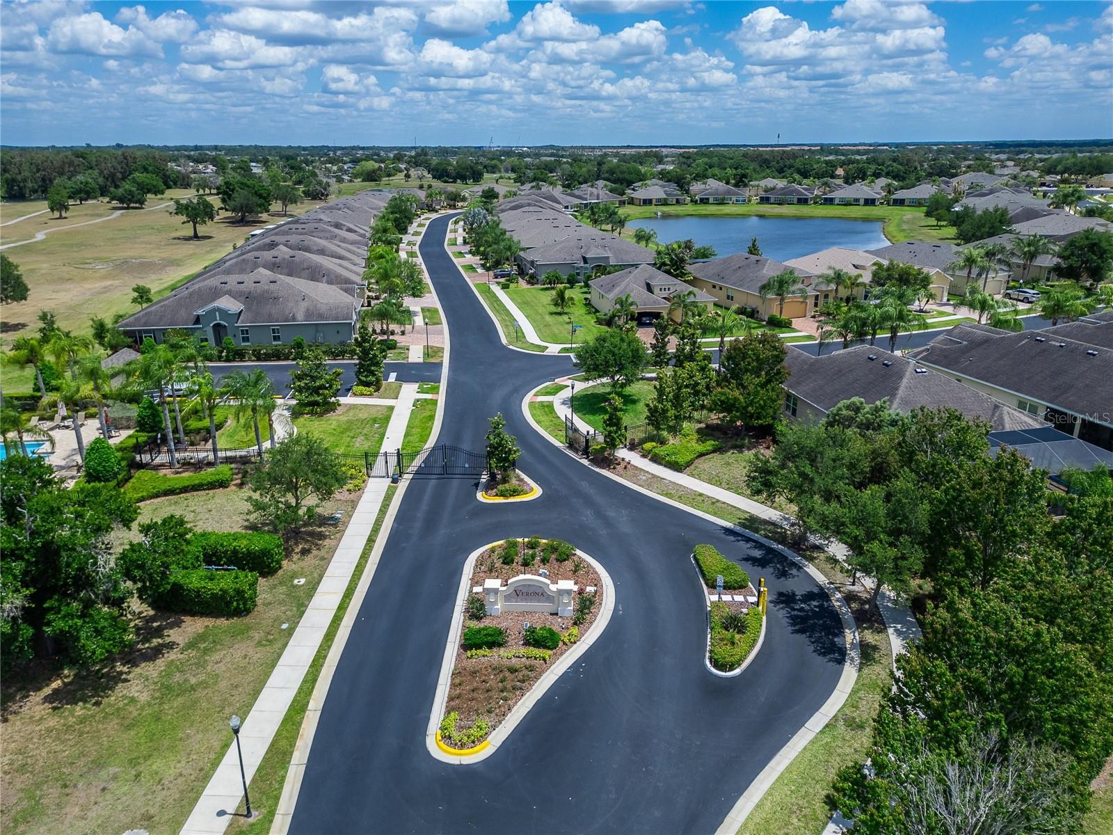 SUN CITY CENTER UNIT 274 & 2 - Residential