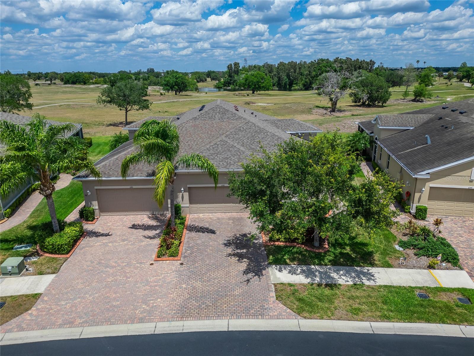 SUN CITY CENTER UNIT 274 & 2 - Residential