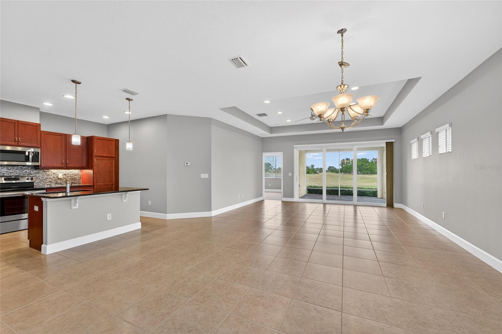 SUN CITY CENTER UNIT 274 & 2 - Residential