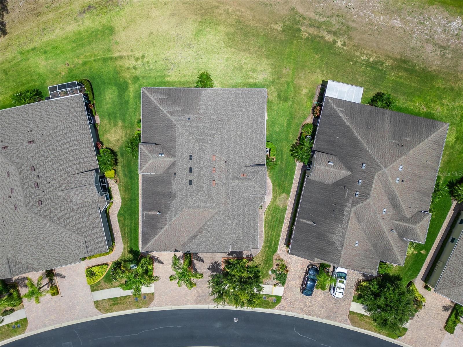 SUN CITY CENTER UNIT 274 & 2 - Residential