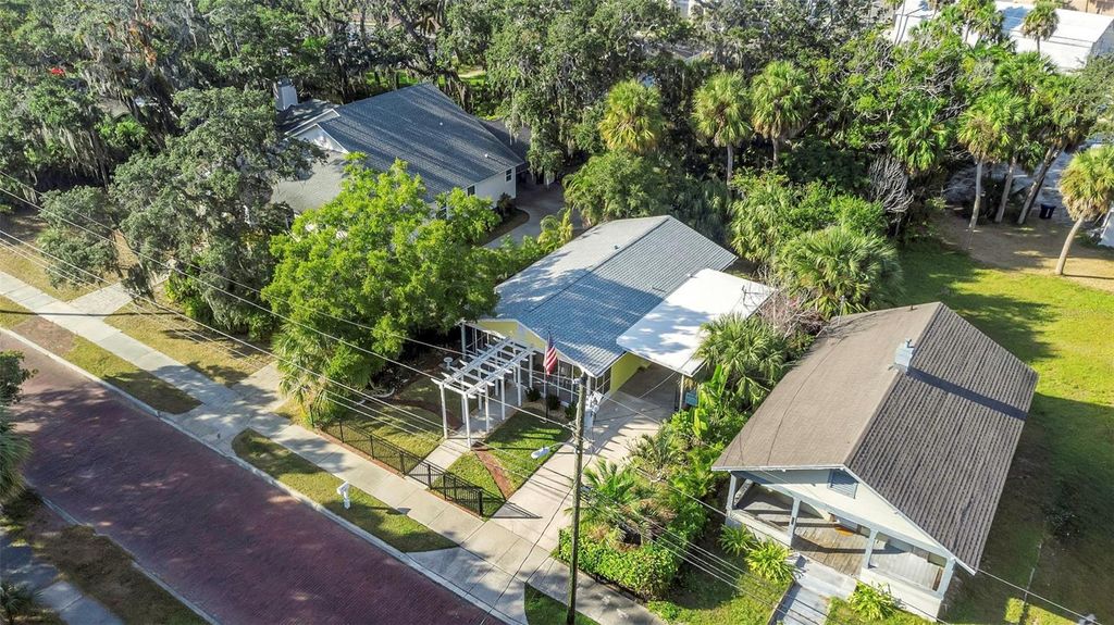 Photo of 116 Read Street, Tarpon Springs, FL 34689 (MLS # TB8453408)