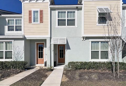 Photo of 1800 Tropical Palms Circle, Kissimmee, FL 34747 (MLS # S5144439)