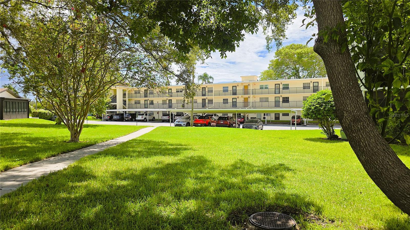 1450 HEATHER RIDGE BOULEVARD 201
