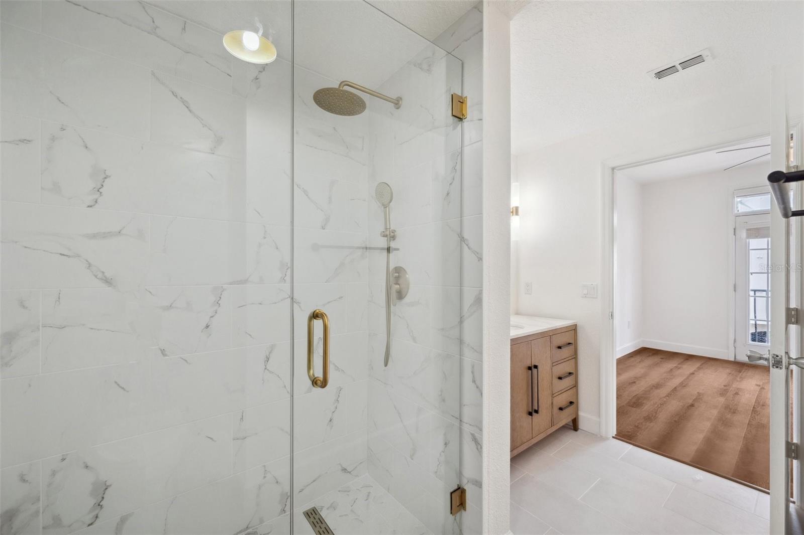 HARBOUR PLACE CITY HOMES CONDO - Residential Lease