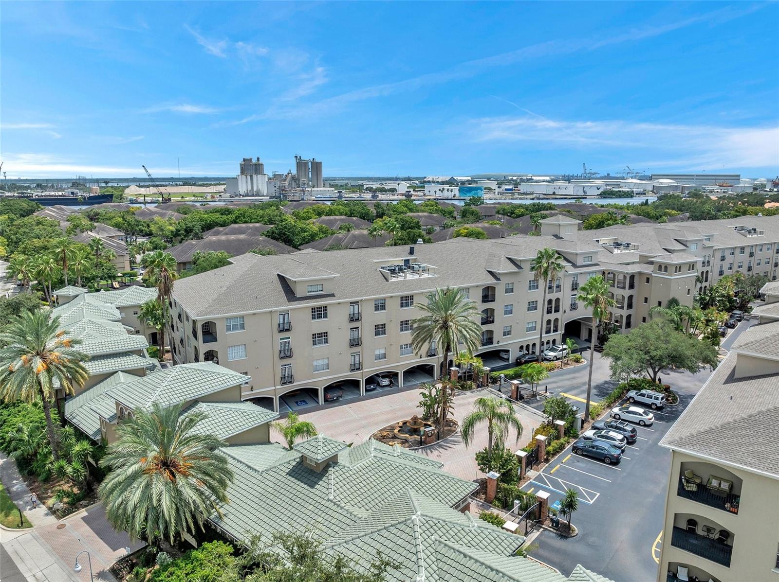 HARBOUR PLACE CITY HOMES CONDO - Residential Lease