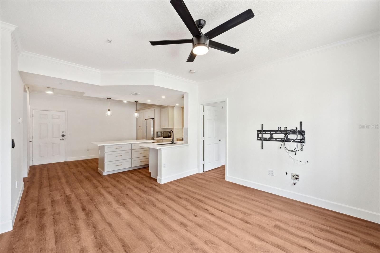HARBOUR PLACE CITY HOMES CONDO - Residential Lease