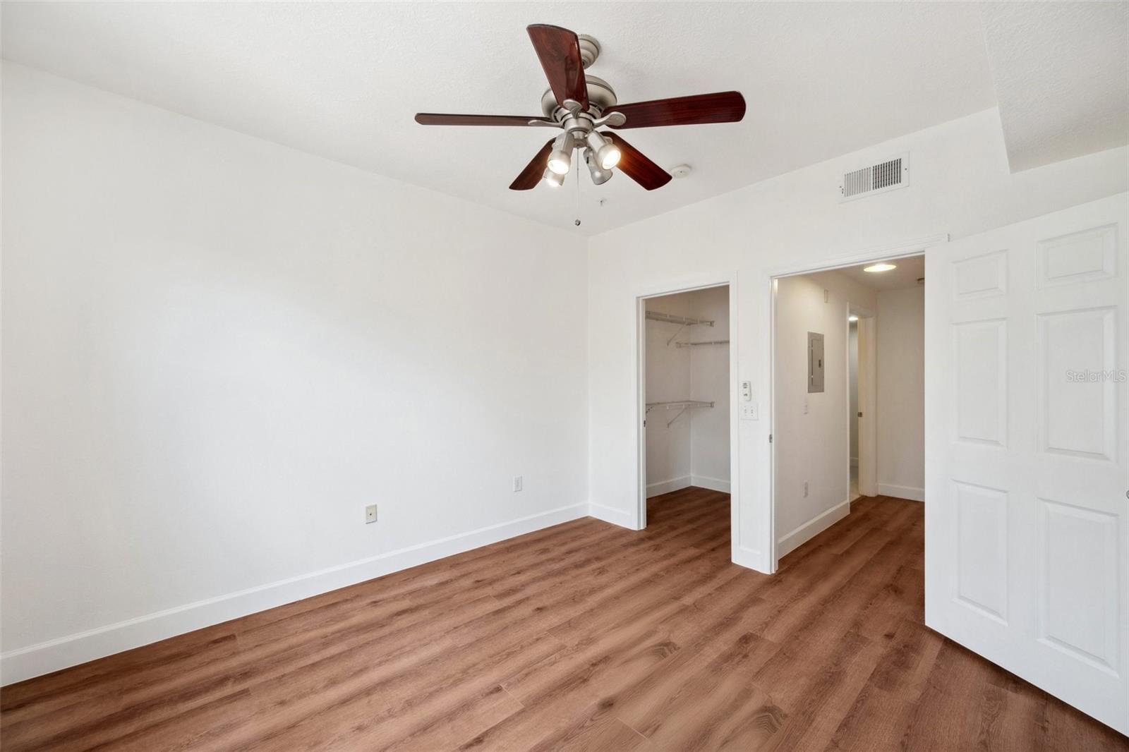 HARBOUR PLACE CITY HOMES CONDO - Residential Lease