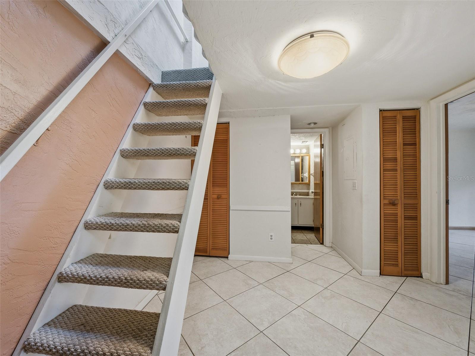 SEASIDE VILLAS CONDO - Residential