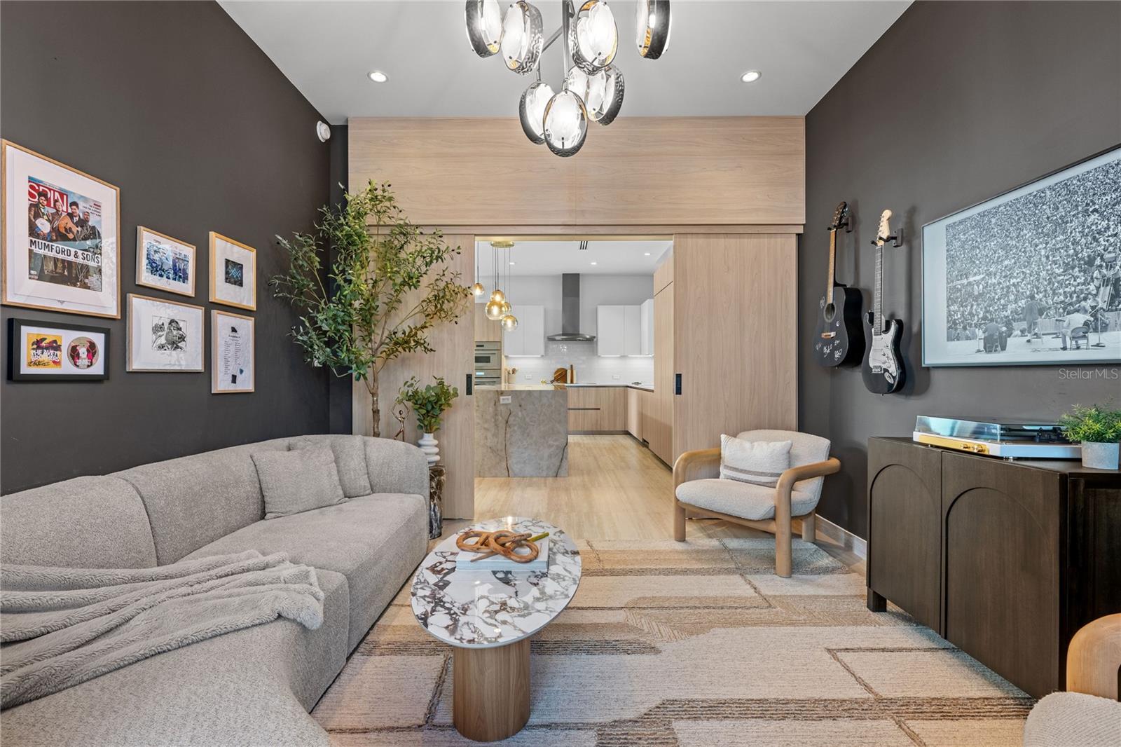 THE ISLES - Residential