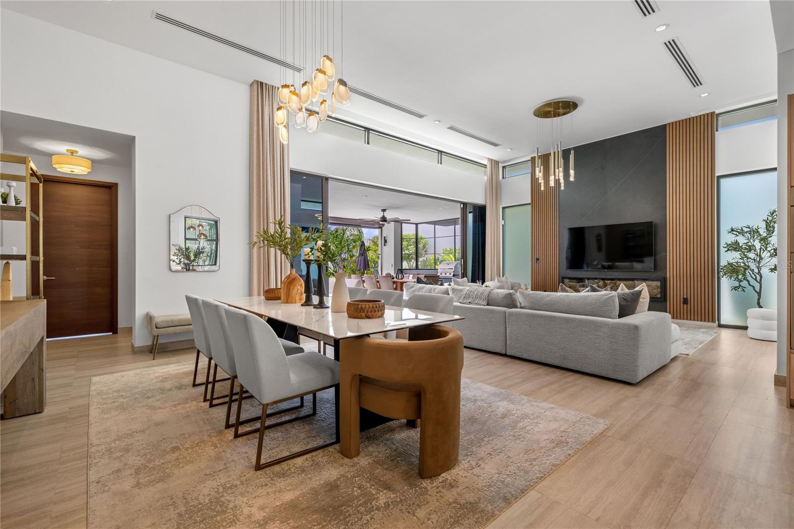 THE ISLES - Residential