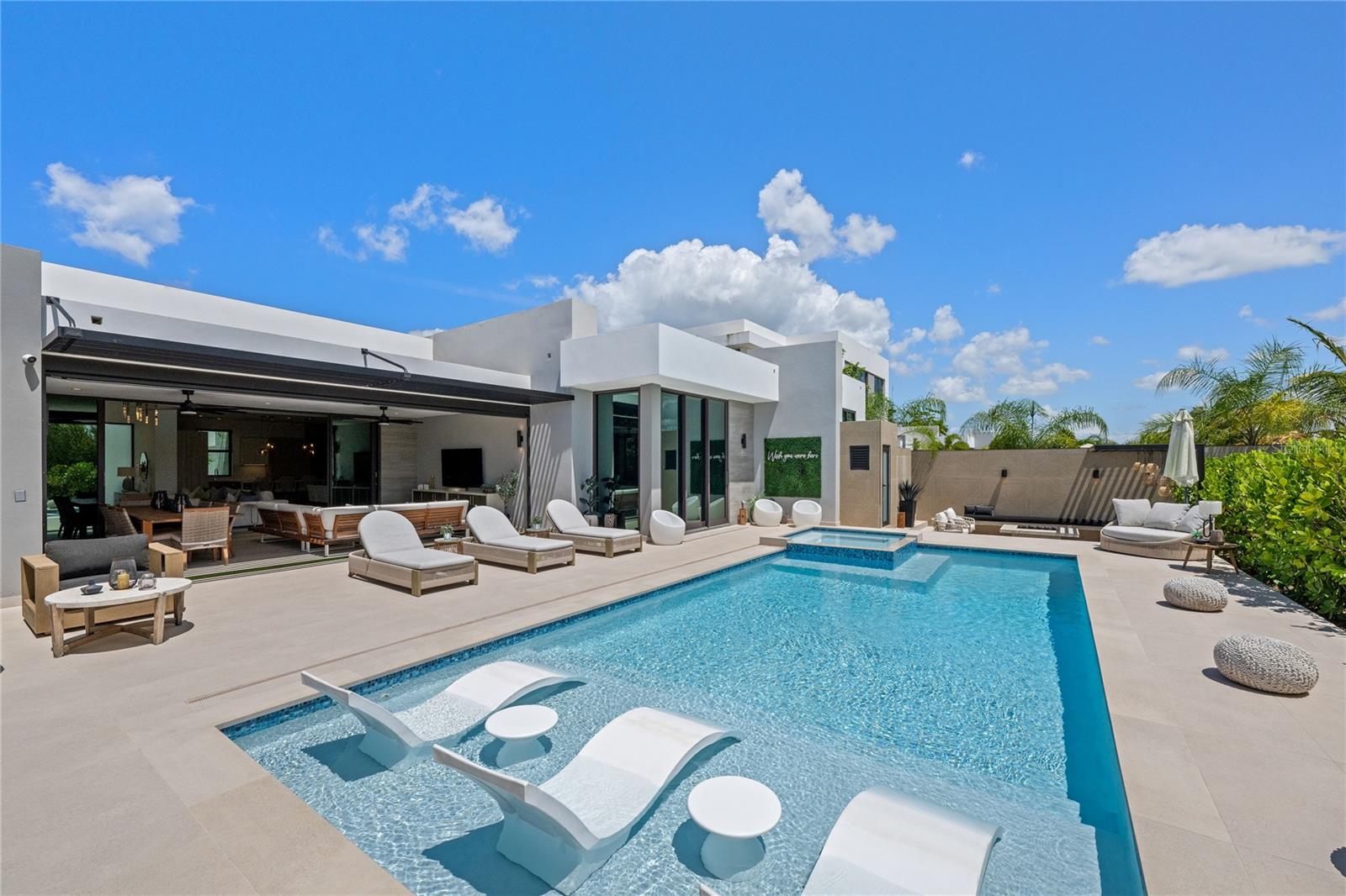 THE ISLES - Residential