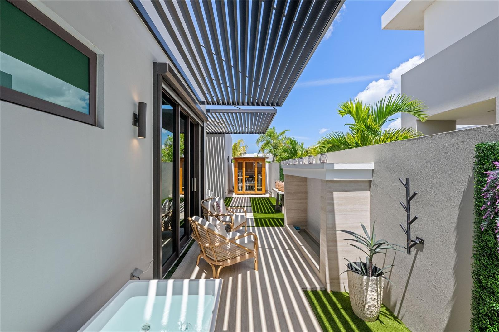 THE ISLES - Residential