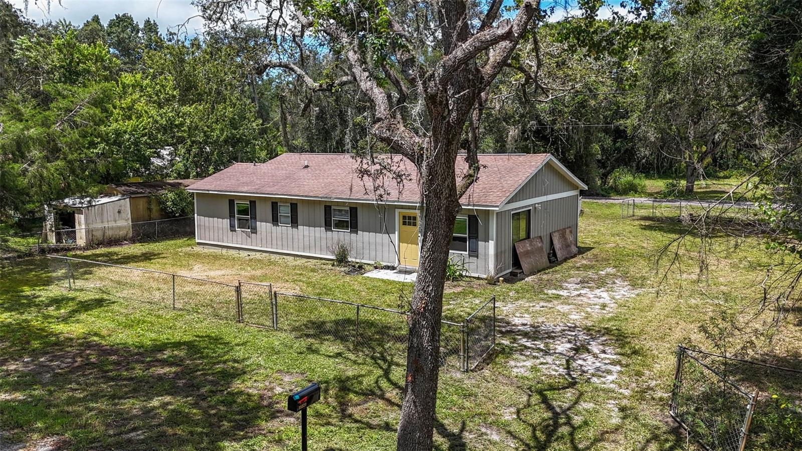 TALISMAN ESTATES - Land